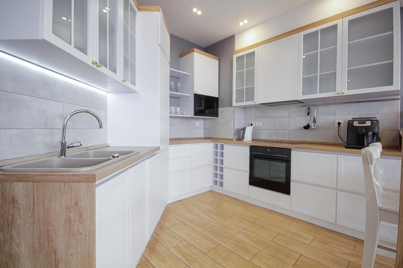 Gagarin Plaza Apartment Odessa Extérieur photo